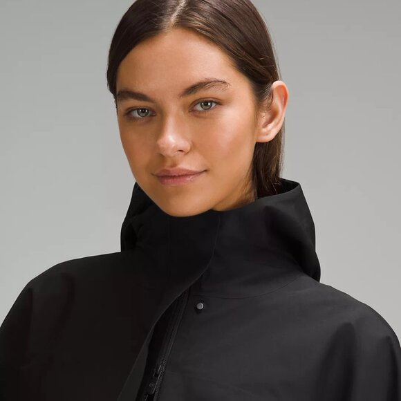 Lululemon Mid-Length Waterproof Rain Coat - size Medium - Black - Picture 6 of 16
